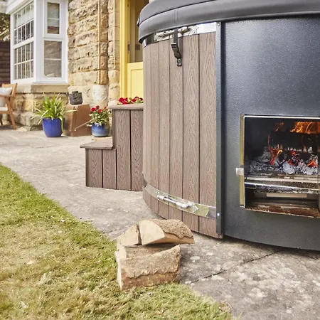 Crossing Semesterbostad *