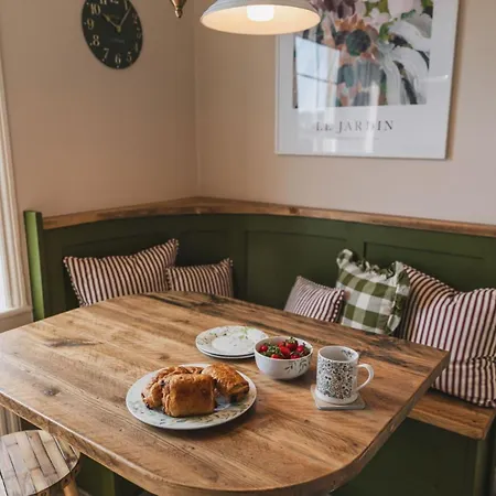 Semesterbostad Crossing *